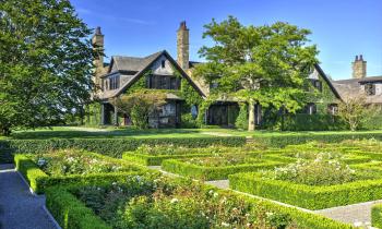 Une demeure patricienne dans les Hamptons, refuge de la Gentry américaine