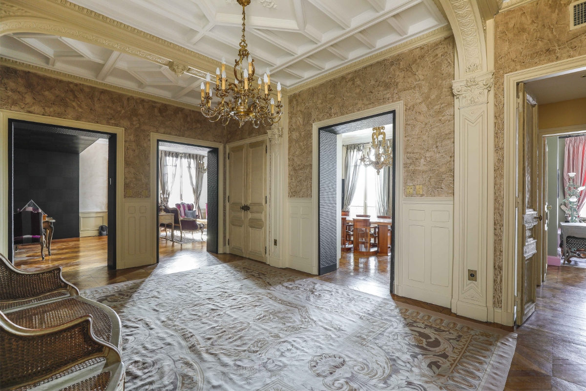 Henri IV apartment - living room