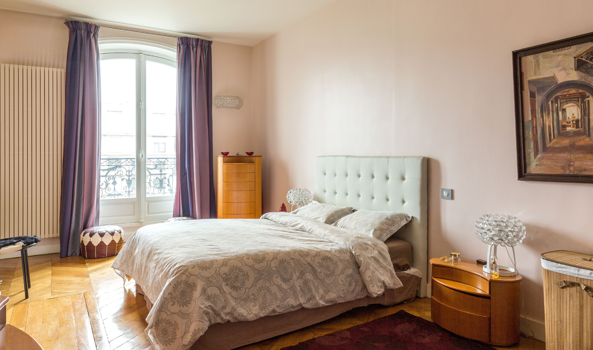 Apartment rue de la Pompe bedroom - Paris