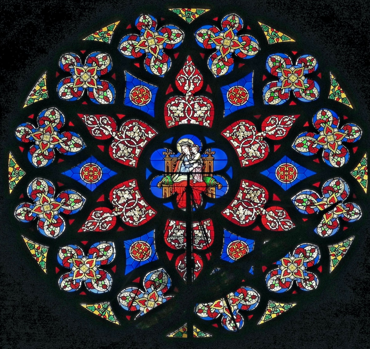 Bruxelles, rosace stained glass windows Notre-Dame du Sablon church
