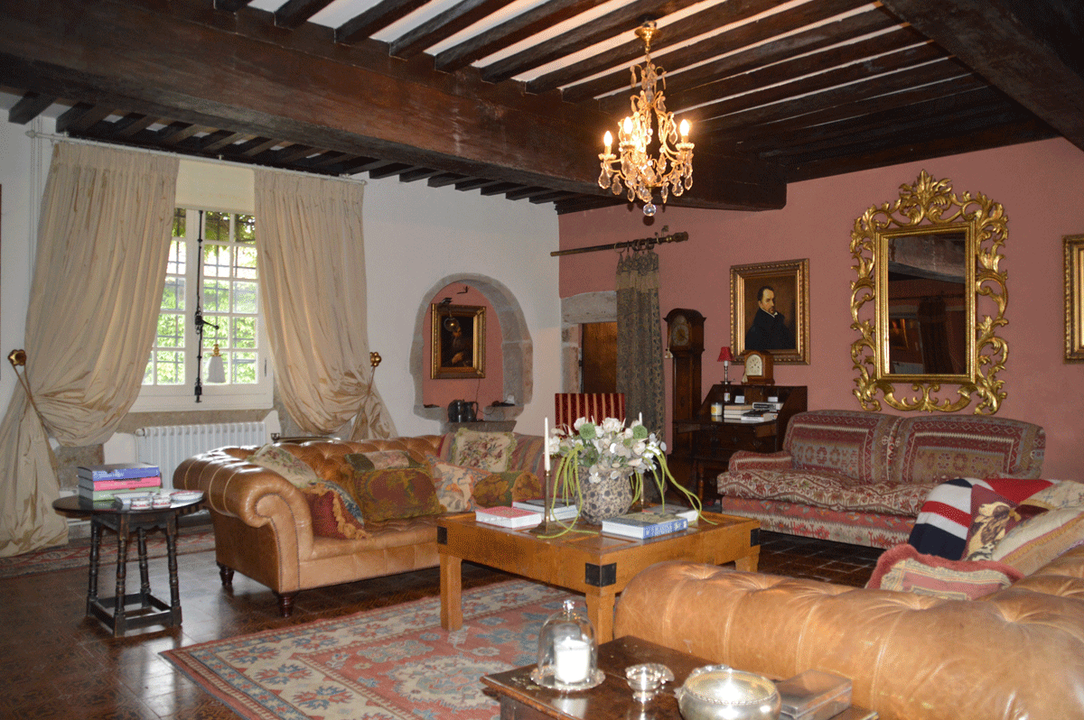 Château Bellac salon