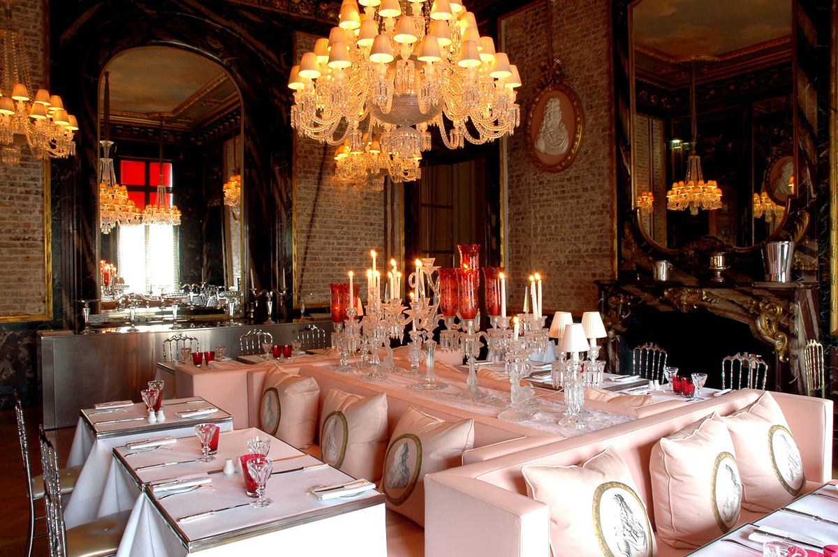 Ресторан баккара. Cristal Room Baccarat ресторан. Ресторан баккара в Париже.