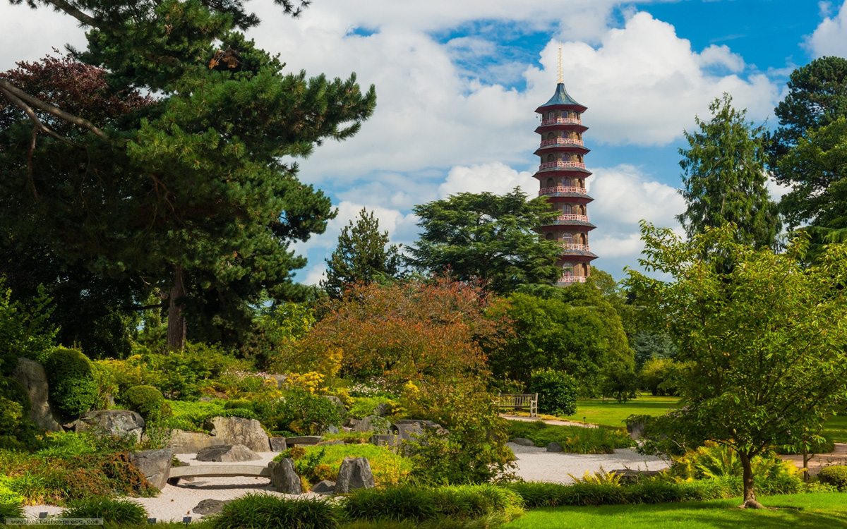 Kew Gardens pagoda - London