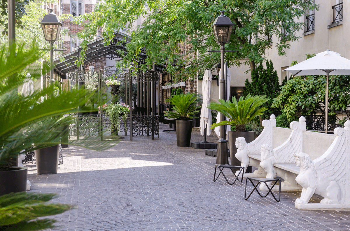 Les jardins du Marais courtyard - Paris