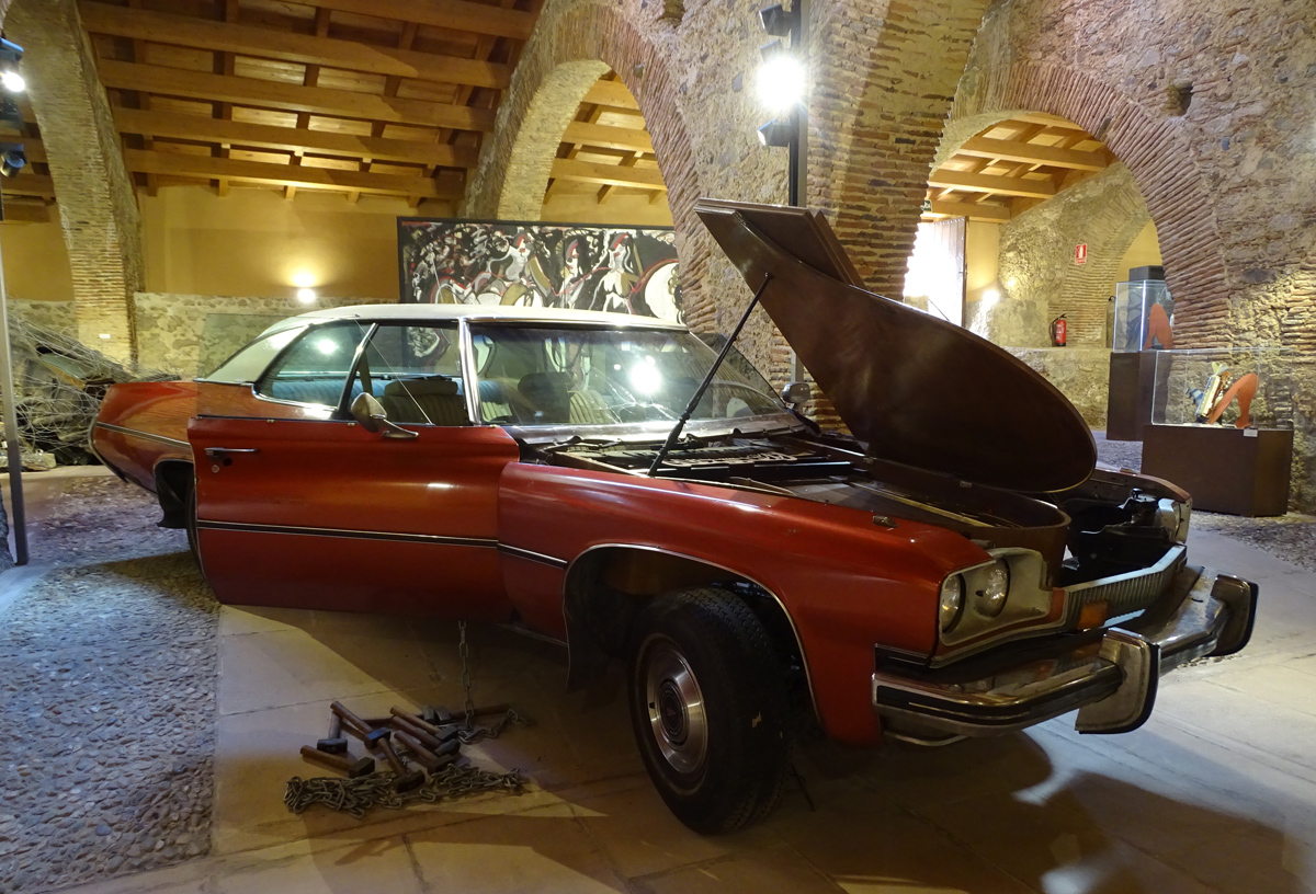 Musée Vostell-Malpartida voiture piano - Espagne