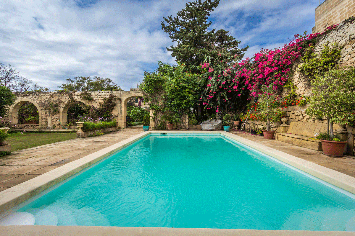 Palais maltais piscine