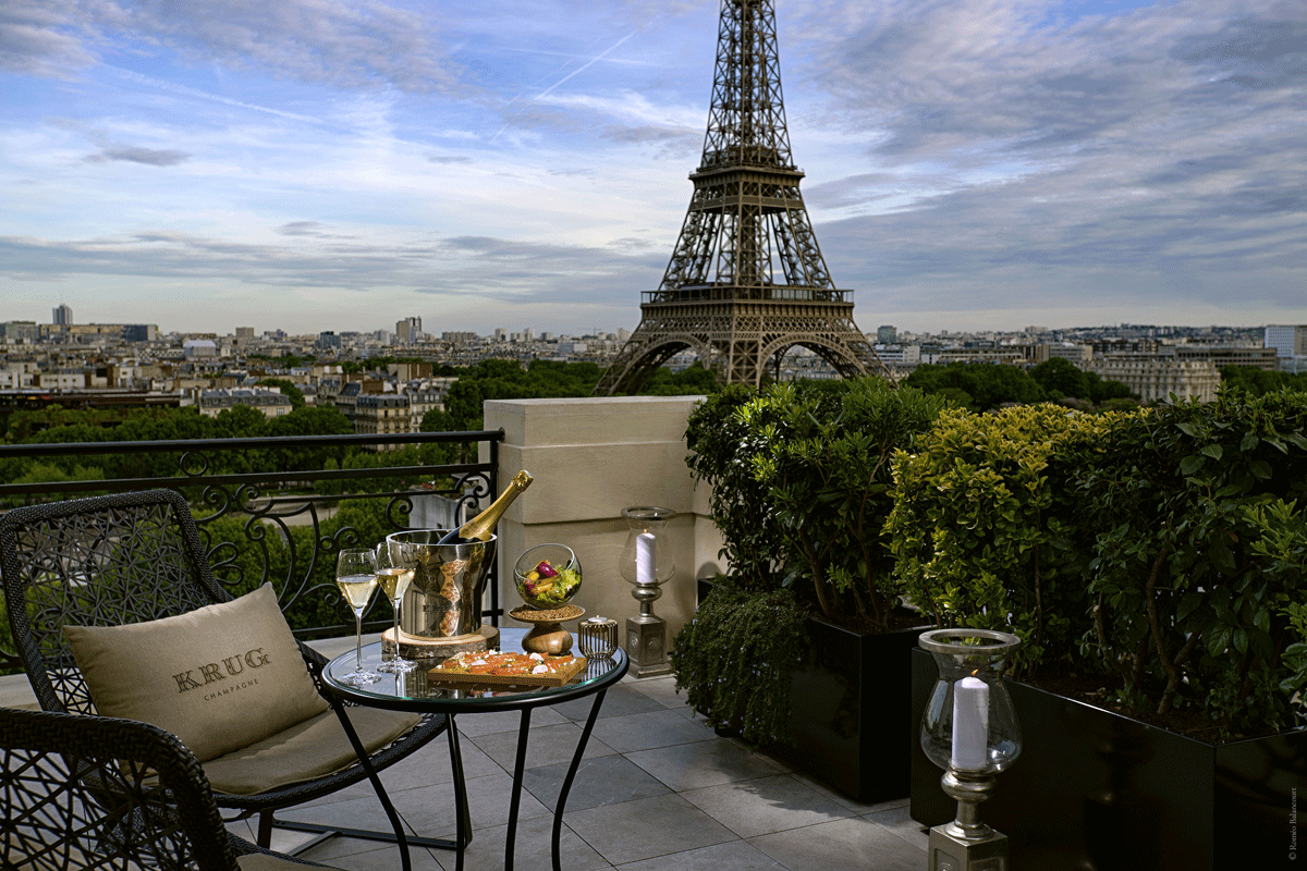 Shangri-La Hotel rooftop - Paris