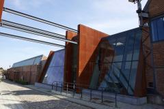 À Charleroi, le Musée du Verre joue la transparence