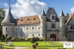 Châteaux dans le Calvados, les pierres précieuses normandes
