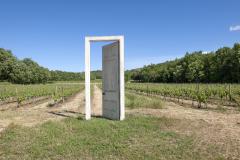 Commanderie de Peyrassol, la porte ouverte sur l'art contemporain, en Provence
