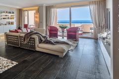 Face à la mer, un appartement plein soleil à Monaco