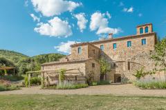 Sous le charme d'un ancien moulin à huile, en Toscane