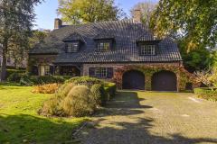 Une villa de poche dans la forêt de Schoten, en Flandre