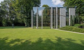 A Munich, un cube de verre en harmonie avec la nature