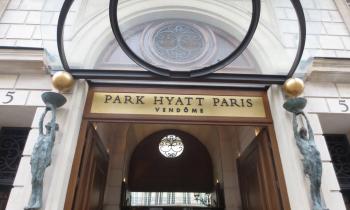 Hôtel Park Hyatt Vendôme : un chalet en terrasse avec le joaillier Chopard