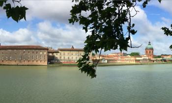 Toulouse l'occitane, une ville rose au bord de la Garonne