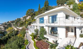 California style : une villa au Cap-d'Ail, Pointe des Douaniers