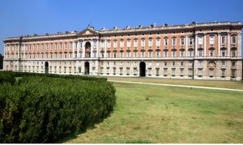 Palais Royal de Caserte vu de l'extérieur