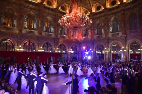 Le Bal des Parisiennes s'invite à l'Hôtel Intercontiental Paris, le samedi 17 juin 2017