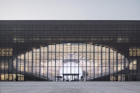 La plus grande bibliothèque du monde ouvre ses portes à Tianjin, en Chine