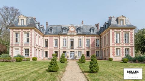 Le Château de Villiers-le-Bâcle, demeure classée, mis aux enchères