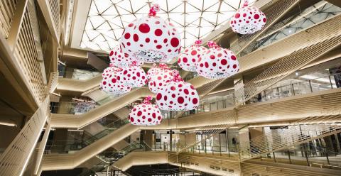 Nouveau spot archi à Tokyo, le Ginza 6 Mall fait sensation
