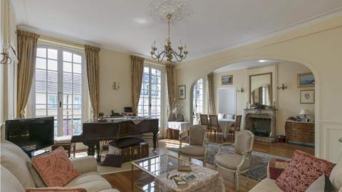 <em>Modifier Article</em> Appartement à Versailles, l'investissement en majesté