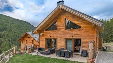 <em>Modifier Article</em> Chalet d’altitude, la résidence estivale de luxe à la montagne