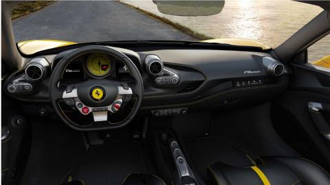 <em>Modifier Article</em> Ferrari F8 Spider, une sportive au caractère affirmé