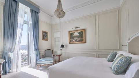 <em>Modifier Article</em> Hôtel du Palais, à Biarritz : réouverture d'un palace mythique