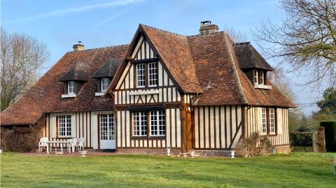 <em>Modifier Article</em> Maisons à colombages, un patrimoine médiéval préservé