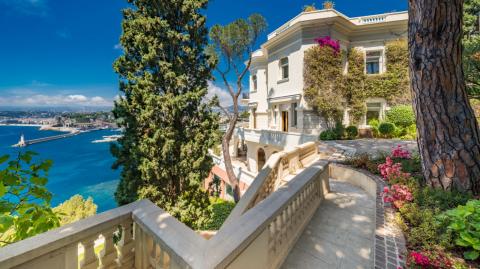 <em>Modifier Article</em> Maisons à Nice, le mythe de la Villa Le Roc Fleuri