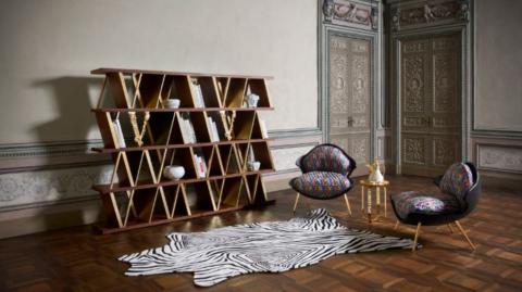 <em>Modifier Article</em> Versace Home, le mobilier iconique qui se pare de noblesse