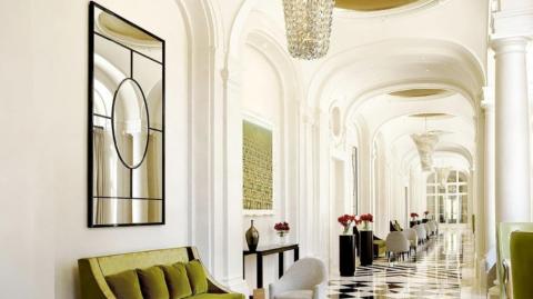<em>Modifier Article</em> Waldorf Astoria Versailles - Trianon Palace, la Grande Histoire couplée au grand luxe