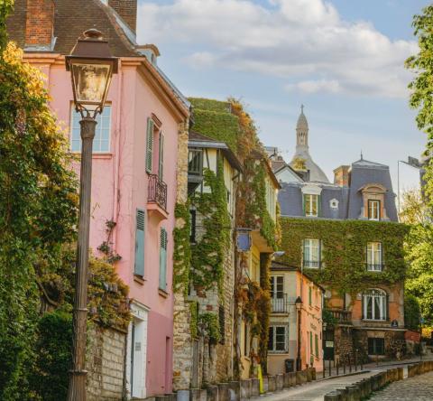 L'une des rues les plus chères de Paris, à Montmartre.