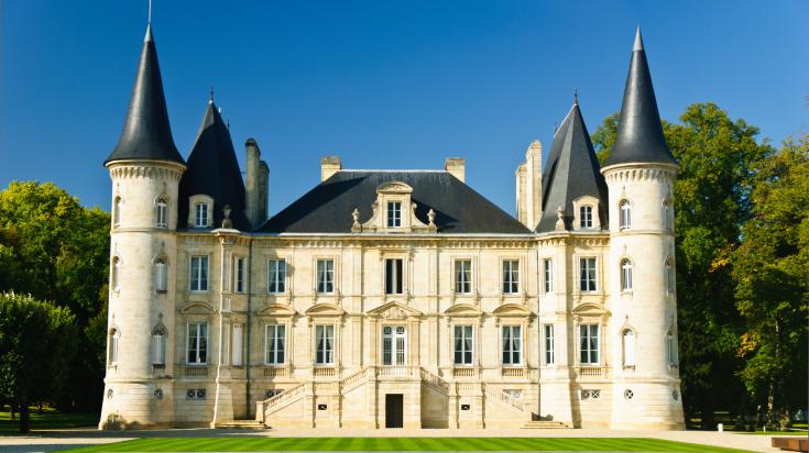 How to obtain financial aid for the renovation of a château ?